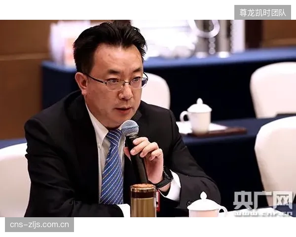 体育传播的核心价值已从内容生产转向价值引导，交互式多维度观赛体验成为平台竞争的新焦点
